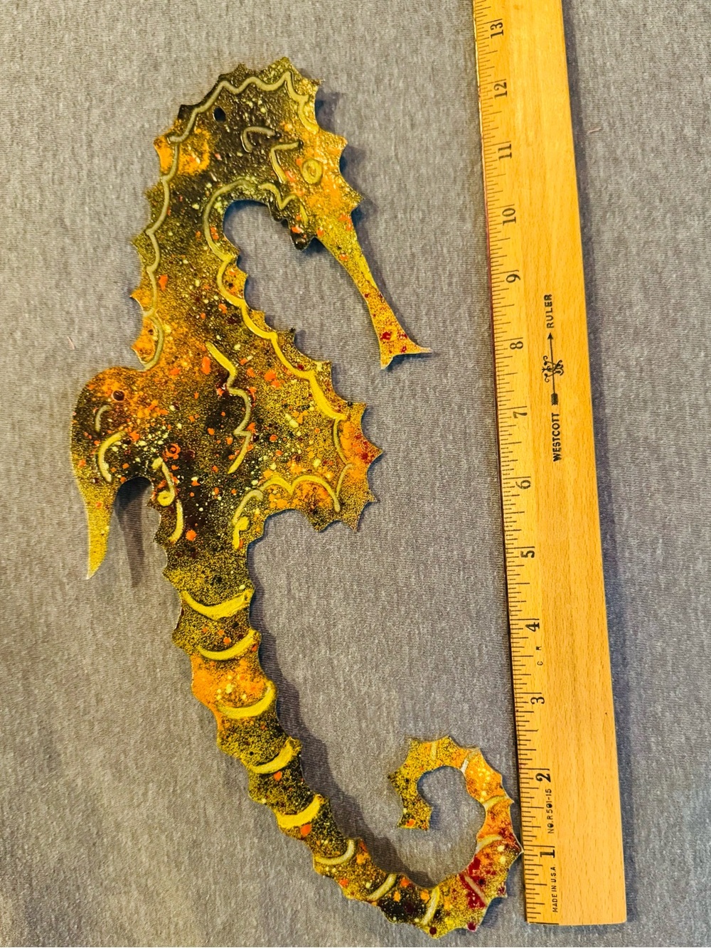Hand-painted Seahorse Wall Decoration - Picture 2 of 2